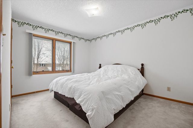 1401 NW Parkridge Place, Ankeny, IA 50023