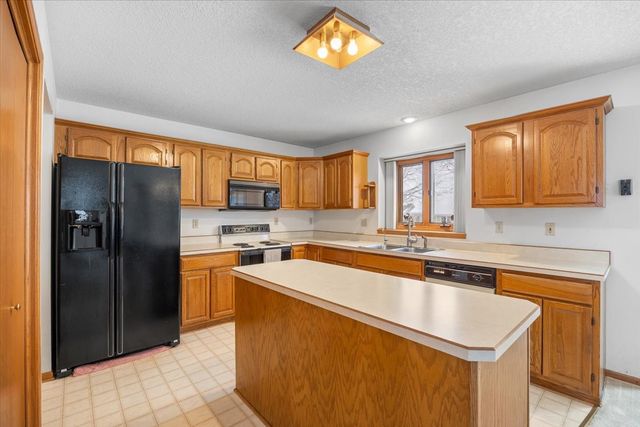 1401 NW Parkridge Place, Ankeny, IA 50023