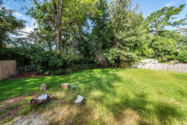 176 Ponderosa Drive, Ladson, SC 29456