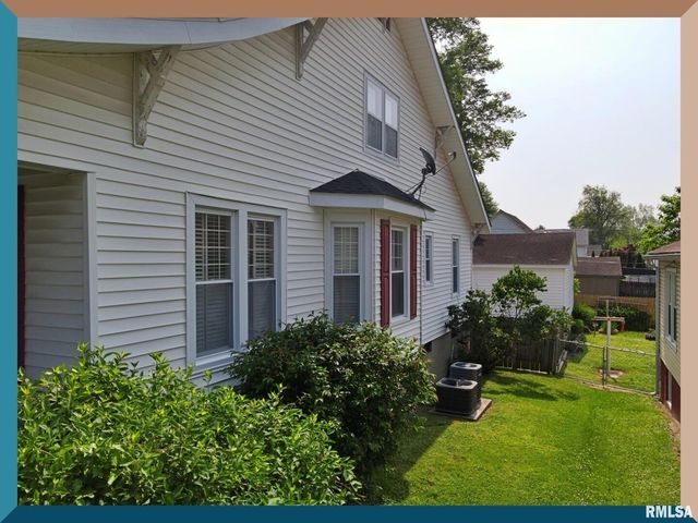 610 Metropolis Street, Metropolis, IL 62960