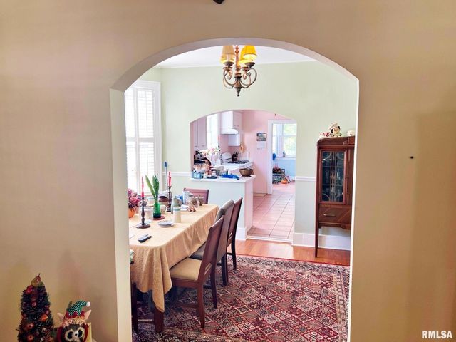 610 Metropolis Street, Metropolis, IL 62960