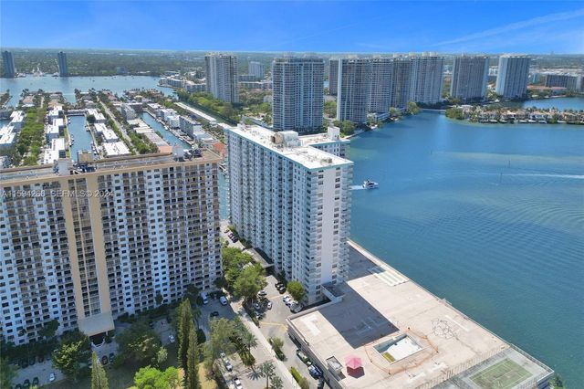 301 174th Street 1701, Sunny Isles Beach, FL 33160