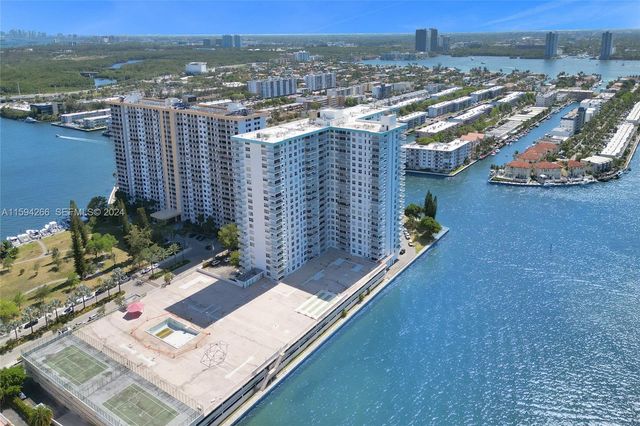 301 174th Street 1701, Sunny Isles Beach, FL 33160