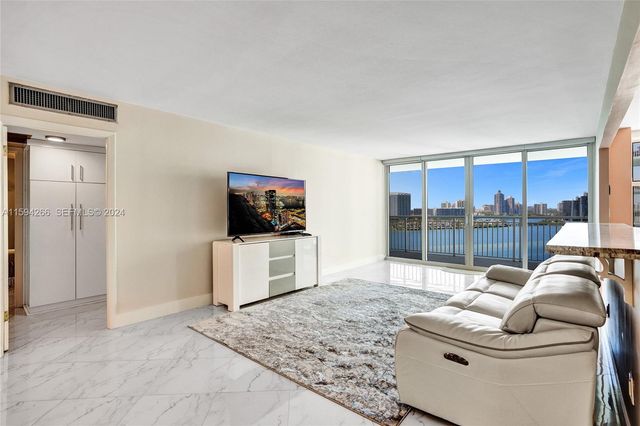 301 174th Street 1701, Sunny Isles Beach, FL 33160