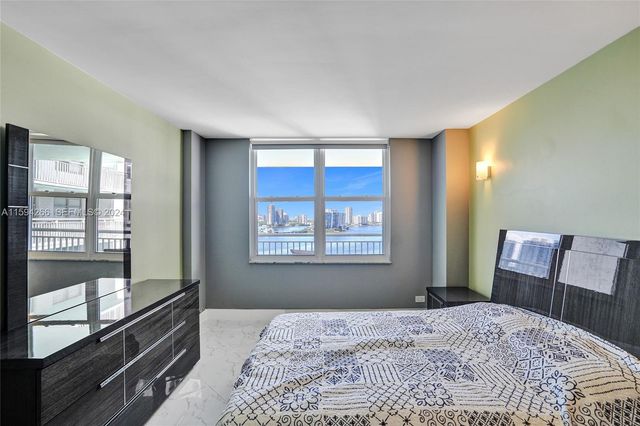301 174th Street 1701, Sunny Isles Beach, FL 33160