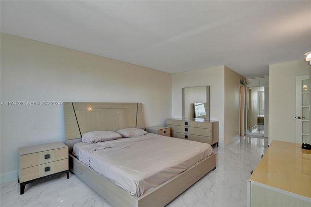 301 174th Street 1701, Sunny Isles Beach, FL 33160