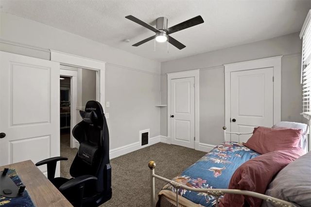 404 S Osage Street, Independence, MO 64050