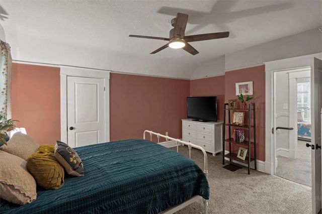 404 S Osage Street, Independence, MO 64050
