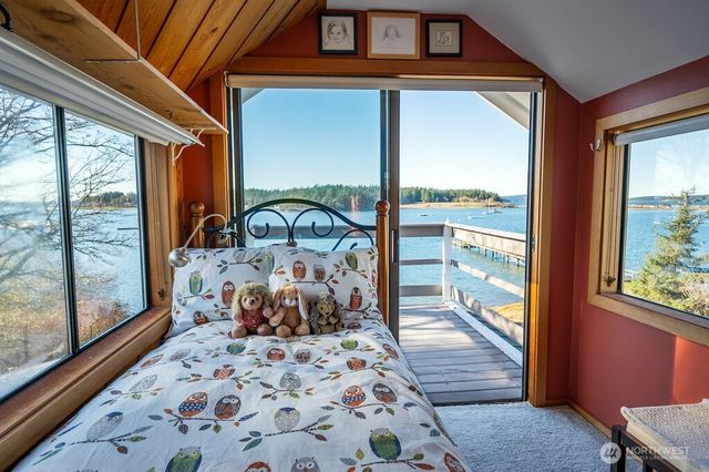2612 Fisherman Bay Road, Lopez Island, WA 98261