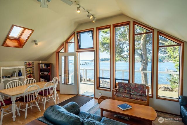 2612 Fisherman Bay Road, Lopez Island, WA 98261