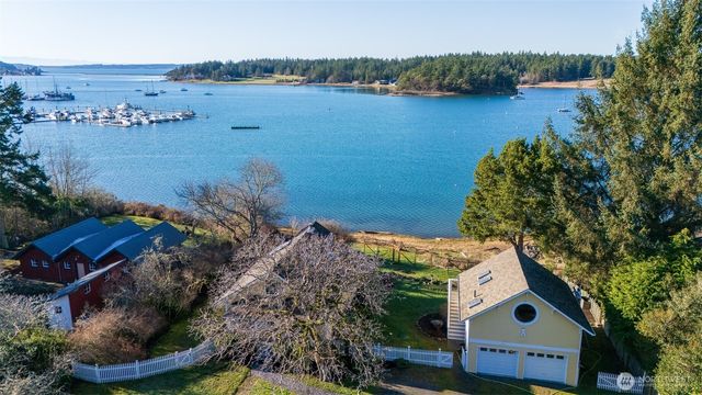 2612 Fisherman Bay Road, Lopez Island, WA 98261