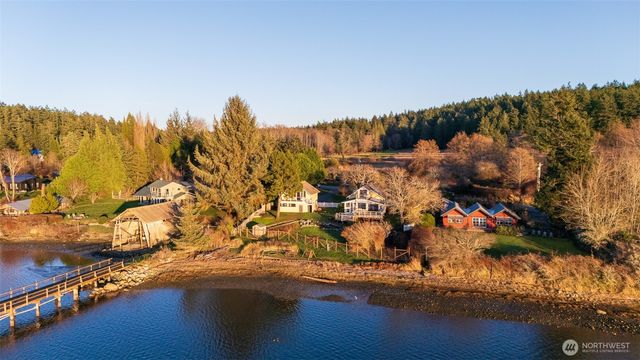 2612 Fisherman Bay Road, Lopez Island, WA 98261