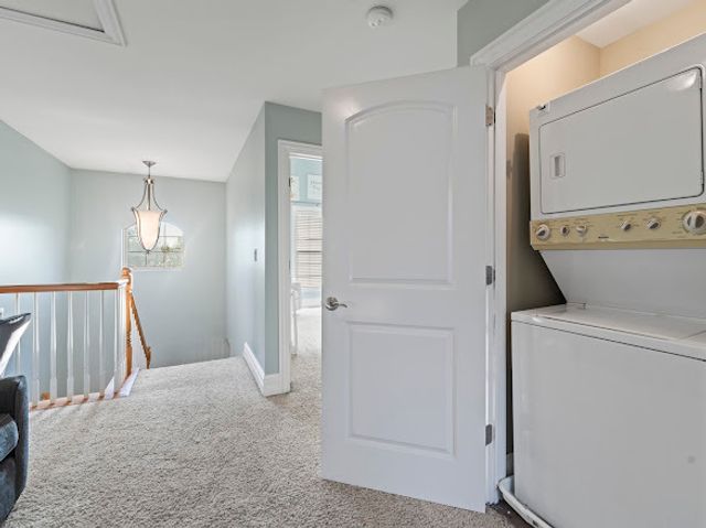 265 N WILMETTE Avenue, Westmont, IL 60559