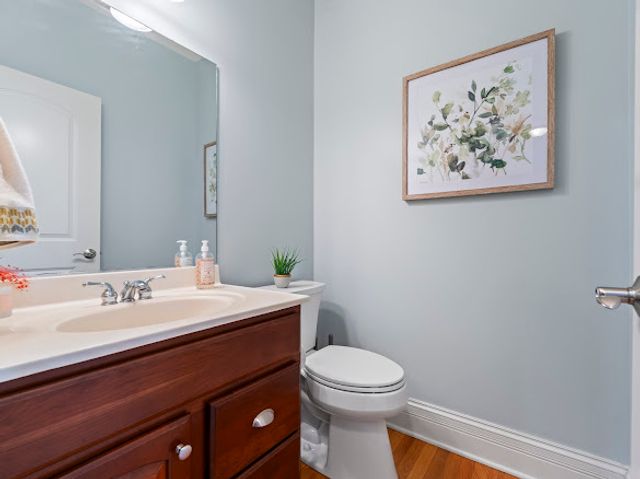 265 N WILMETTE Avenue, Westmont, IL 60559