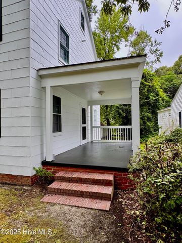 306 Wilson Avenue, Kinston, NC 28501