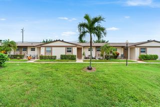 2883 CROSLEY Drive W F, West Palm Beach, FL 33415