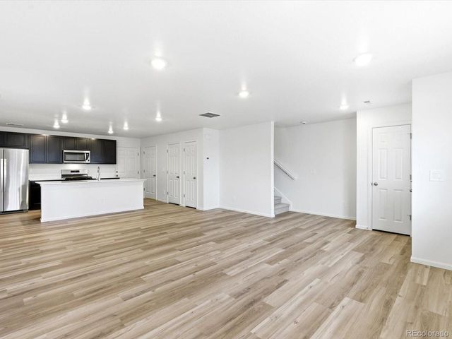 6527 N Nepal St, Aurora, CO 80019