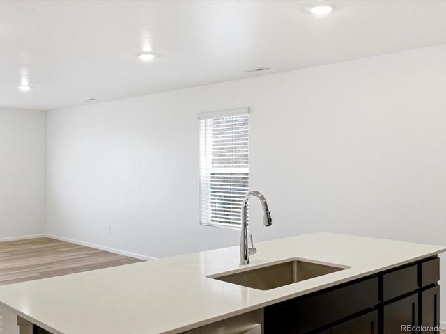 6527 N Nepal St, Aurora, CO 80019