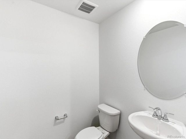 6527 N Nepal St, Aurora, CO 80019