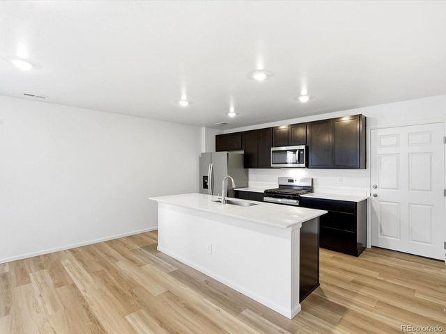 6527 N Nepal St, Aurora, CO 80019