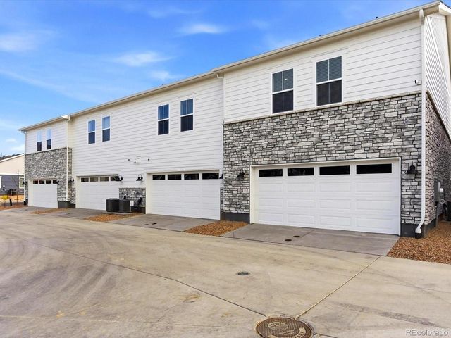 6527 N Nepal St, Aurora, CO 80019