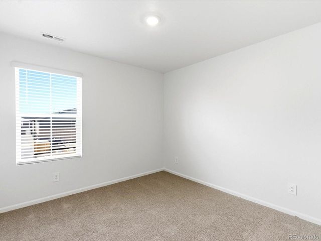 6527 N Nepal St, Aurora, CO 80019