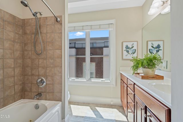 400 W Rosemary Street Unit 401, Chapel Hill, NC 27516