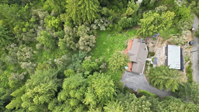 16000 Redwood Lodge Road, Los Gatos, CA 95033