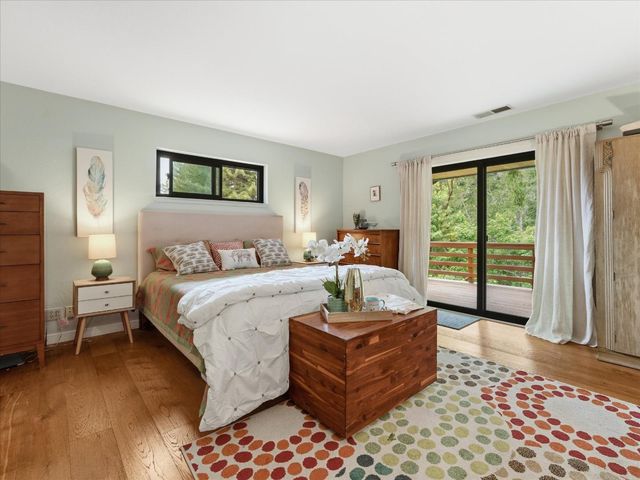 16000 Redwood Lodge Road, Los Gatos, CA 95033