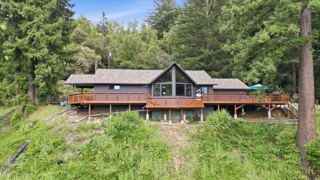 16000 Redwood Lodge Road, Los Gatos, CA 95033