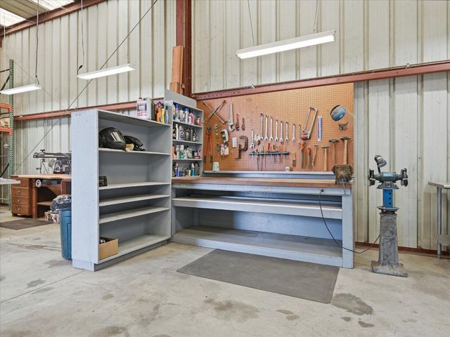 16000 Redwood Lodge Road, Los Gatos, CA 95033