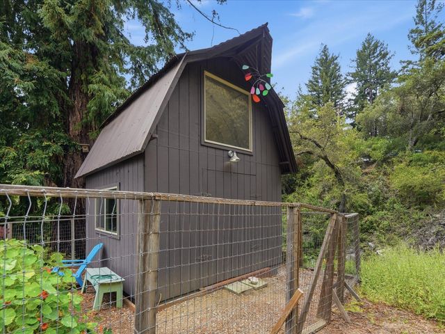 16000 Redwood Lodge Road, Los Gatos, CA 95033