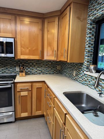 16000 Redwood Lodge Road, Los Gatos, CA 95033