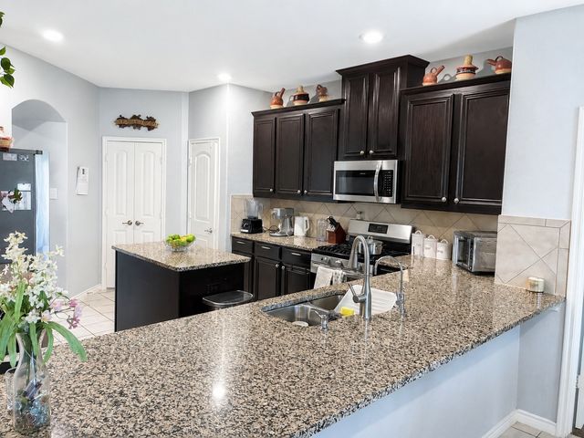 5125 Pleasant Springs Court, Forney, TX 75126