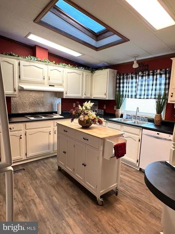 764 ASPEN CIR, Red Hill, PA 18076