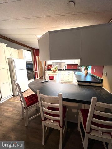 764 ASPEN CIR, Red Hill, PA 18076