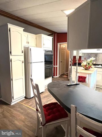 764 ASPEN CIR, Red Hill, PA 18076