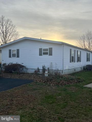 764 ASPEN CIR, Red Hill, PA 18076