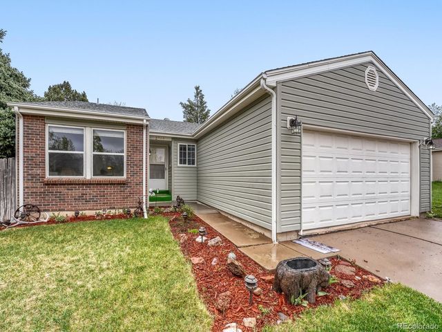 2746 S Uravan St, Aurora, CO 80013