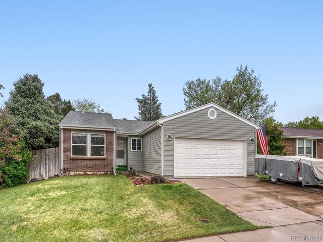2746 S Uravan St, Aurora, CO 80013