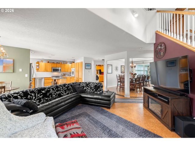 4057 Ne 5TH Dr, Gresham, OR 97030