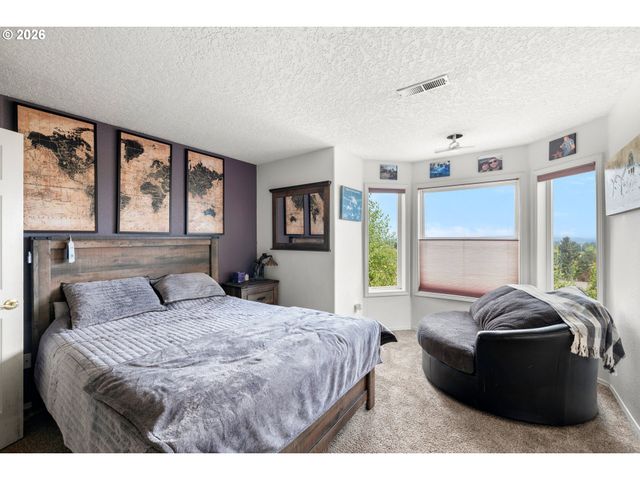 4057 Ne 5TH Dr, Gresham, OR 97030