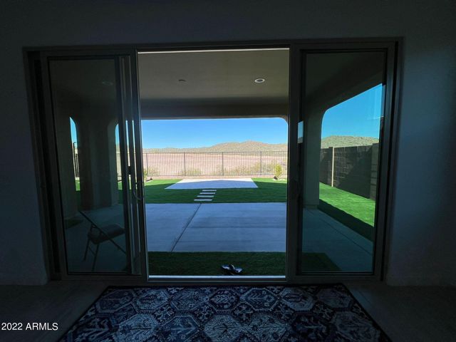 13316 W Red Range Way, Peoria, AZ 85383