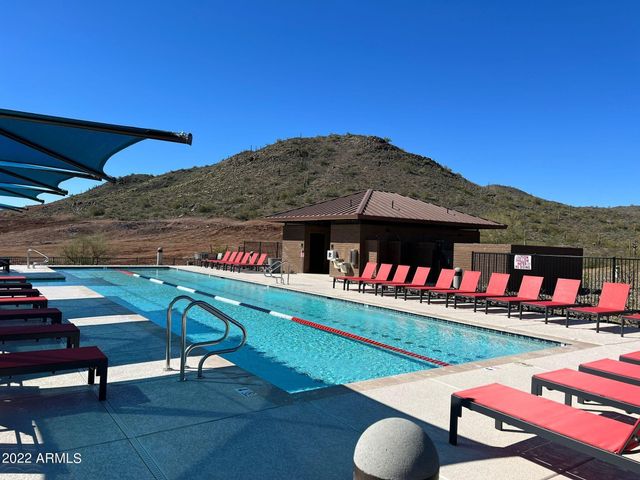 13316 W Red Range Way, Peoria, AZ 85383