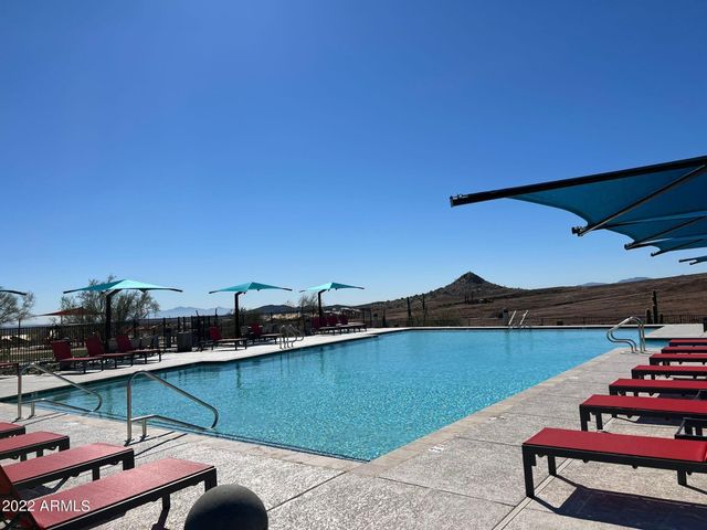 13316 W Red Range Way, Peoria, AZ 85383