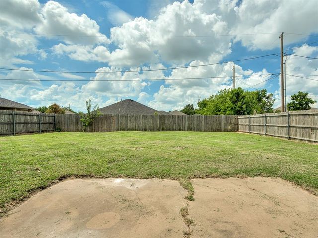 128 SW 6th Street, Moore, OK 73160