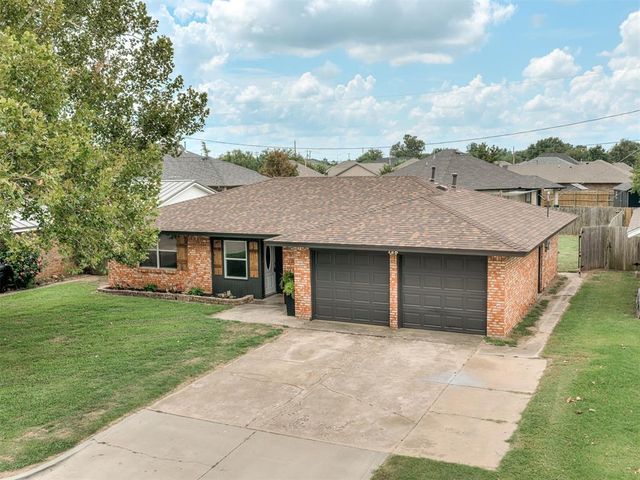 128 SW 6th Street, Moore, OK 73160