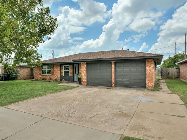 128 SW 6th Street, Moore, OK 73160