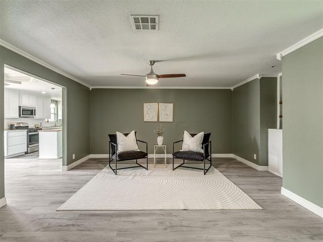 128 SW 6th Street, Moore, OK 73160