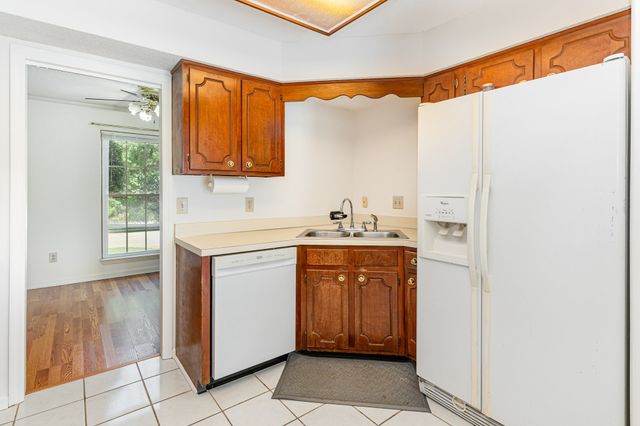 104 White Oak Ct, Hendersonville, TN 37075